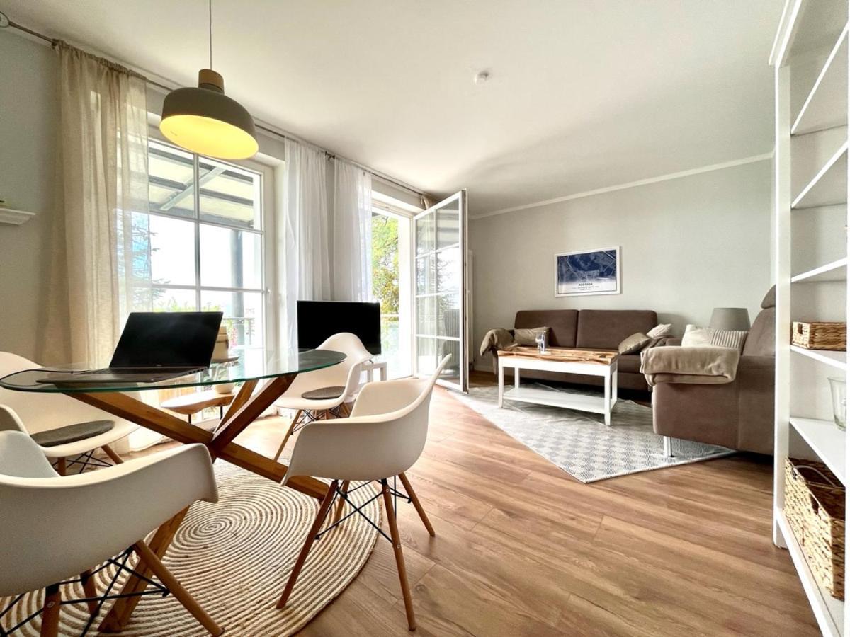 Traumwohnung Mit Stadthafen-Panorama! Zwei Schlafzimmer, Parkplatz Rostock Exteriér fotografie